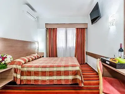 Hotel Flamingo Lissabon 3*,